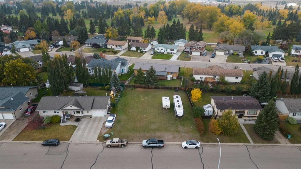 18 Mackenzie Drive, Sedgewick, AB