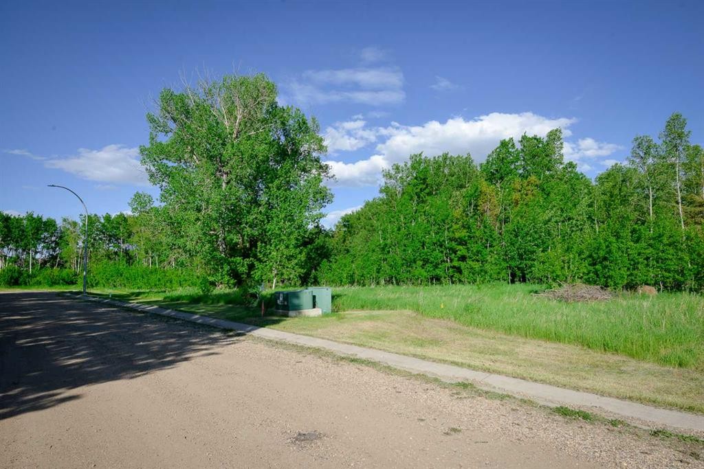 Lot 4 44 Avenue Close, Alix, AB
