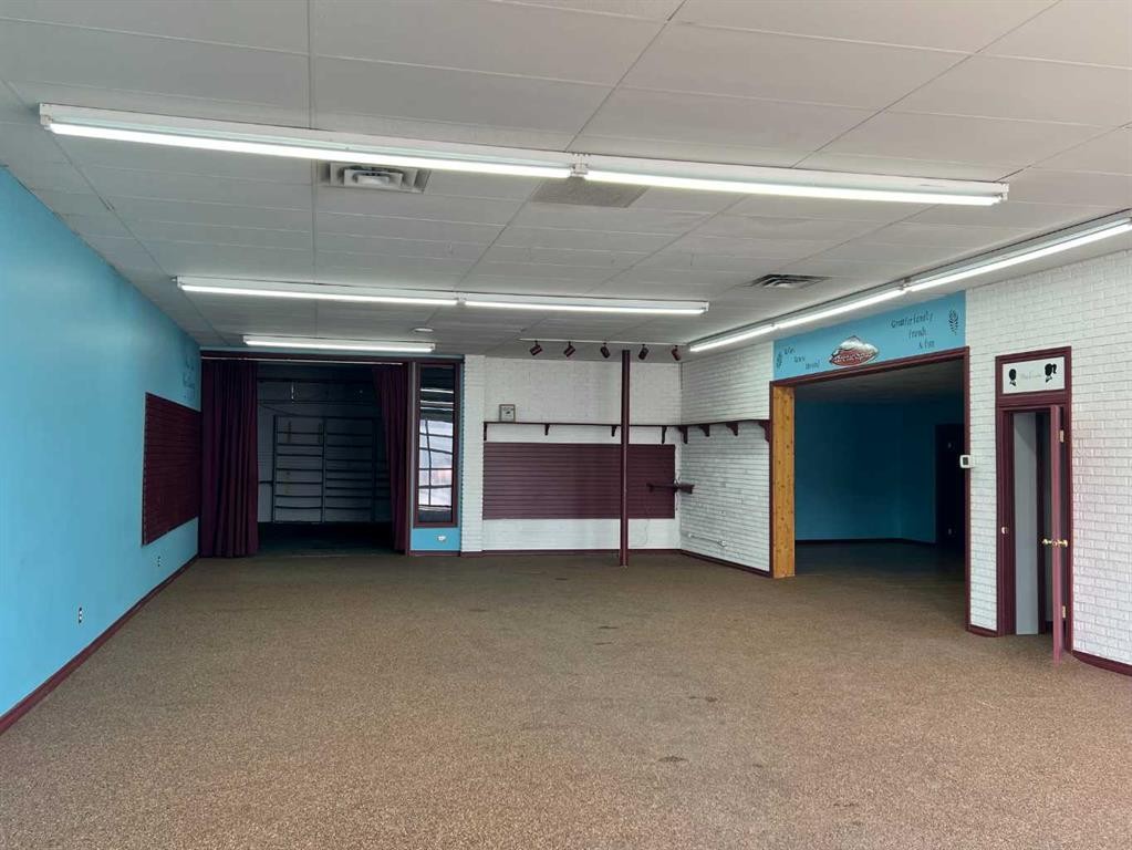 2-5804 50 Avenue, Red Deer, AB