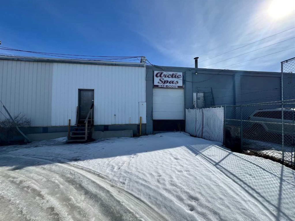 2-5804 50 Avenue, Red Deer, AB