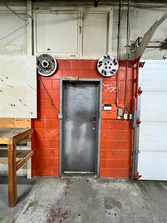 2-5804 50 Avenue, Red Deer, AB