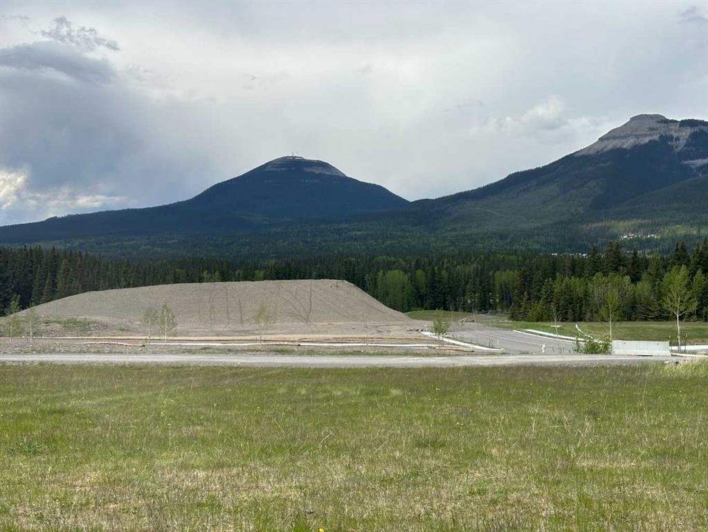 304 Elizabeth Avenue, Nordegg, AB