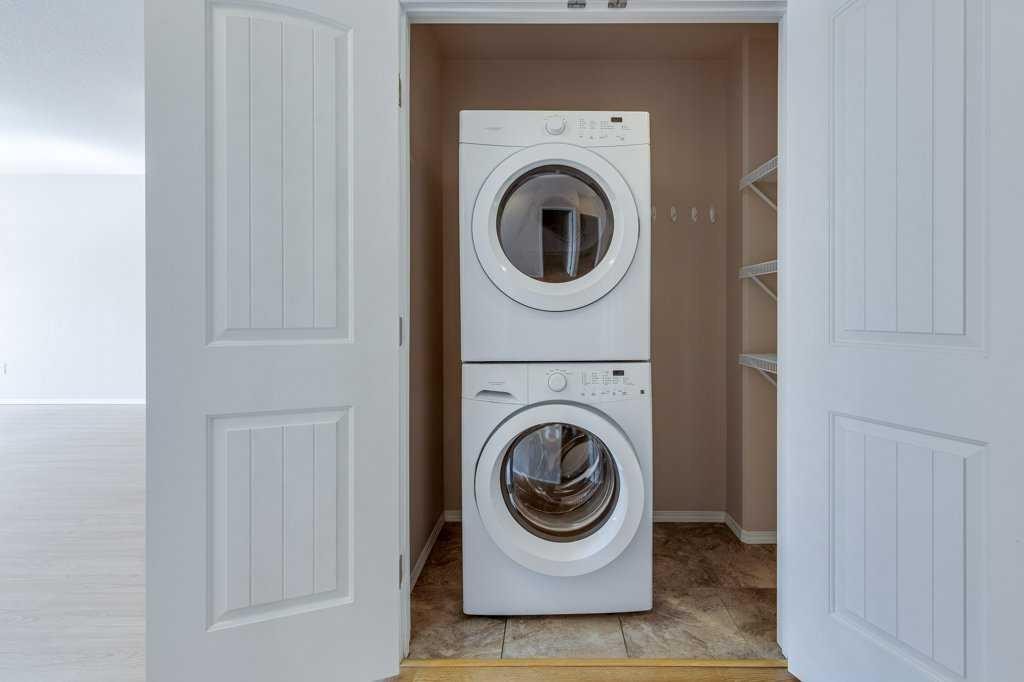 2-5414 51 Street, Rimbey, AB - Indoor Photo Showing Laundry Room