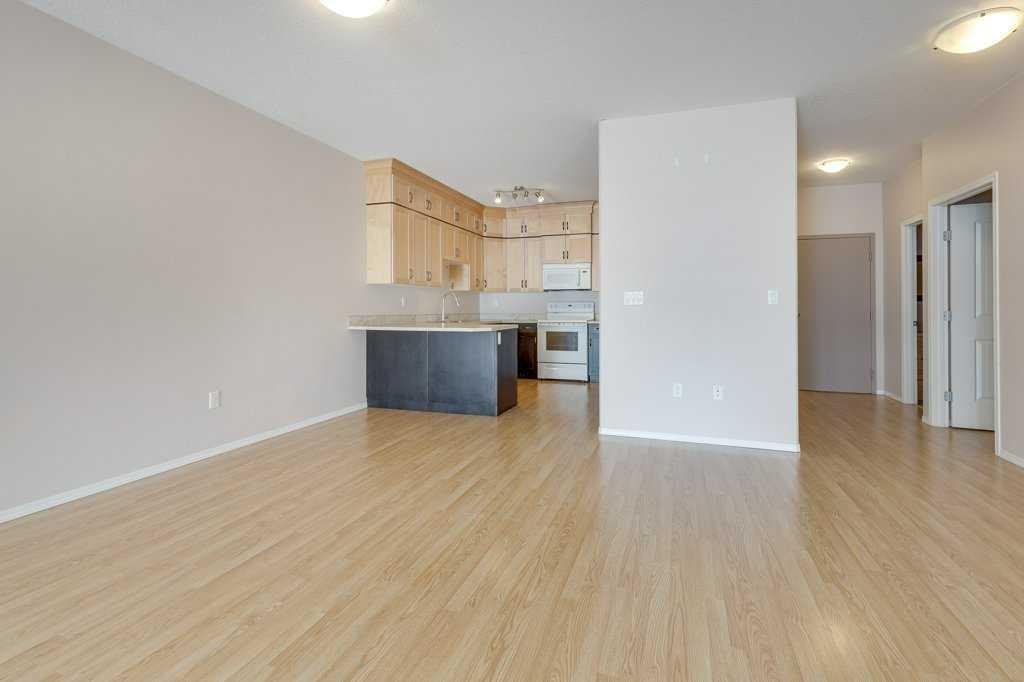 2-5414 51 Street, Rimbey, AB - Indoor