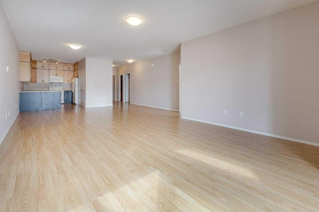 2-5414 51 Street, Rimbey, AB - Indoor