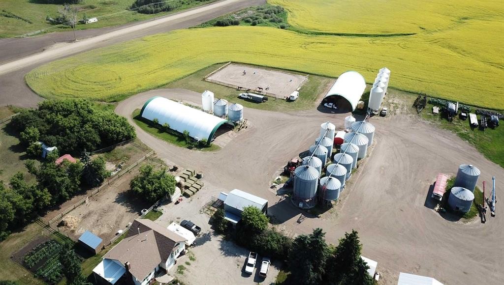 40527 262 Range Road, Rural Lacombe County, AB