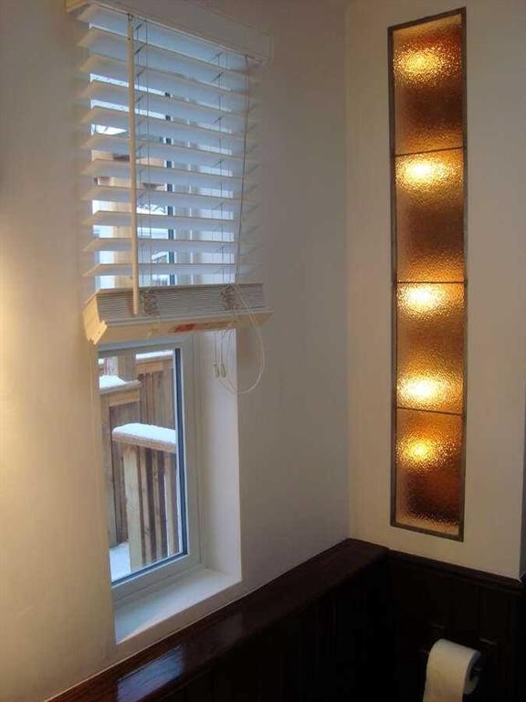 7215 5 Street Sw, Calgary, AB - Indoor Photo Showing Other Room