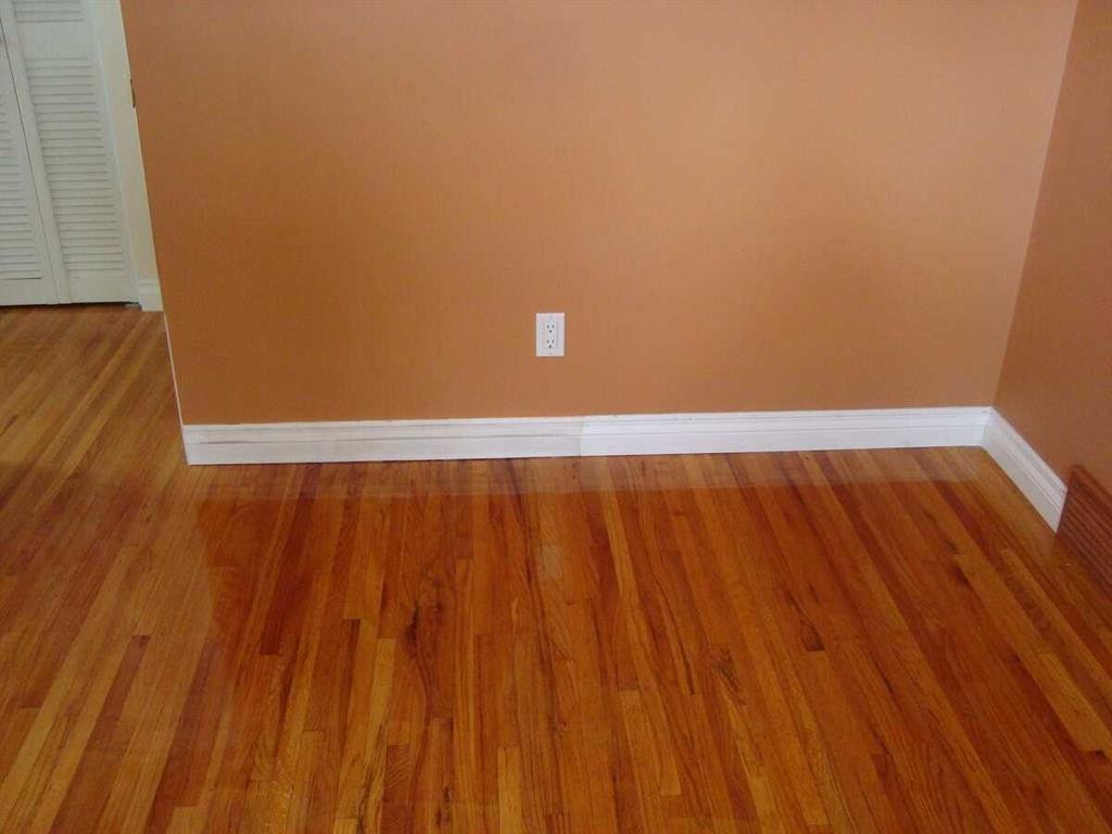 7215 5 Street Sw, Calgary, AB - Indoor Photo Showing Other Room