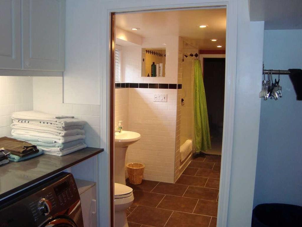 7215 5 Street Sw, Calgary, AB - Indoor