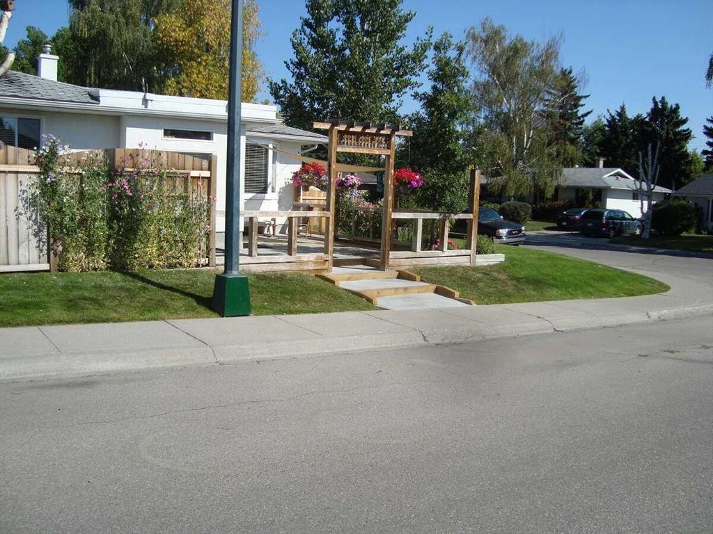 7215 5 Street Sw, Calgary, AB - Outdoor