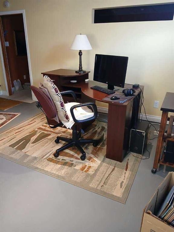 7215 5 Street Sw, Calgary, AB - Indoor Photo Showing Office