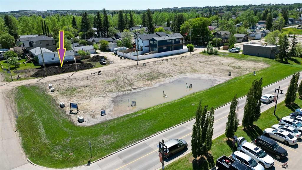 5020 42 Street, Sylvan Lake, AB