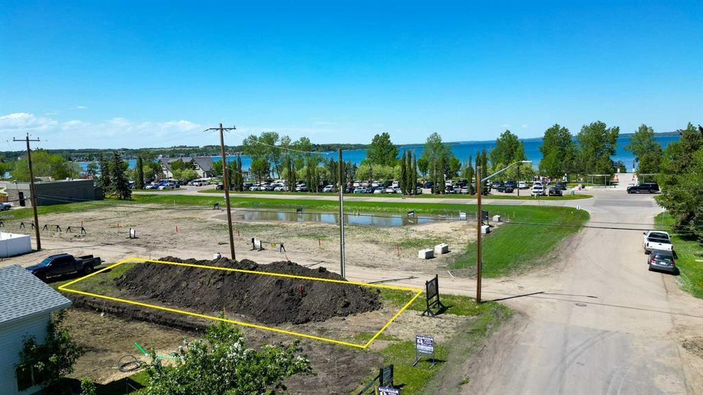 5020 42 Street, Sylvan Lake, AB