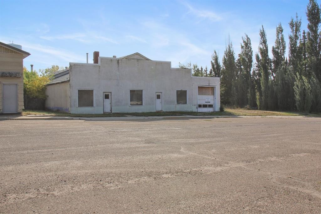 5019 52 Avenue, Viking, AB