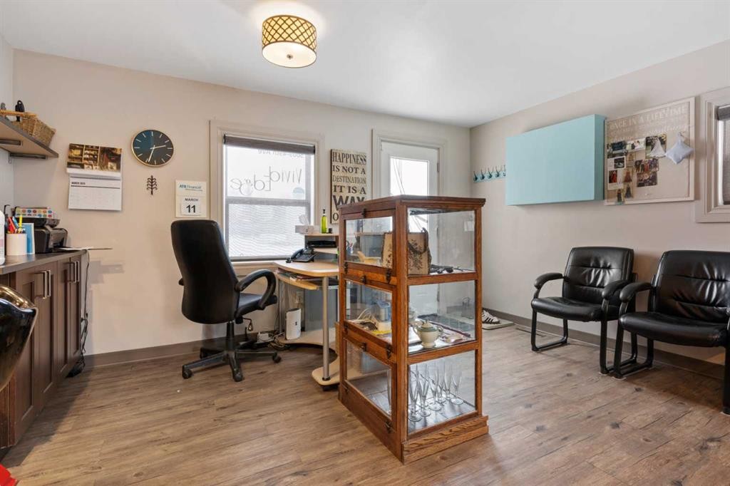 5009 49 Avenue, Forestburg, AB