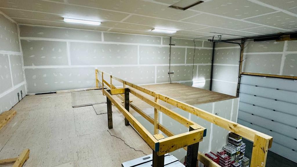 102-25 Beju Industrial Drive Drive, Sylvan Lake, AB