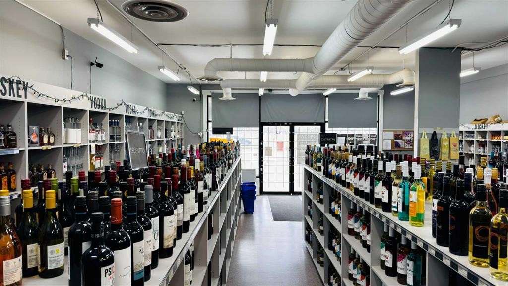 102-25 Beju Industrial Drive Drive, Sylvan Lake, AB