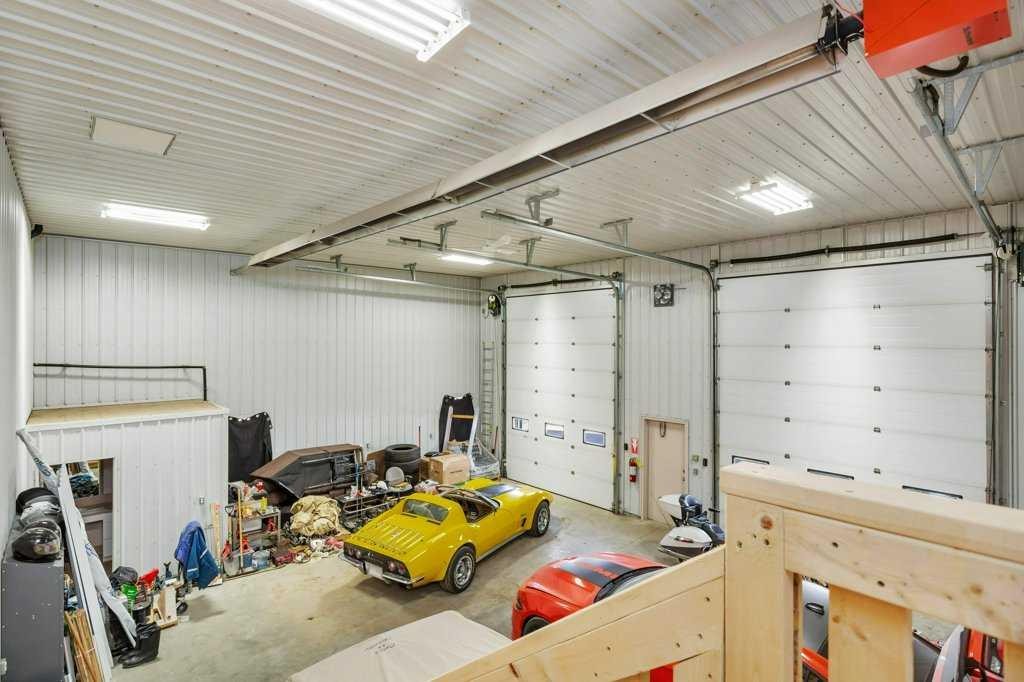 4907 50 Avenue, Eckville, AB