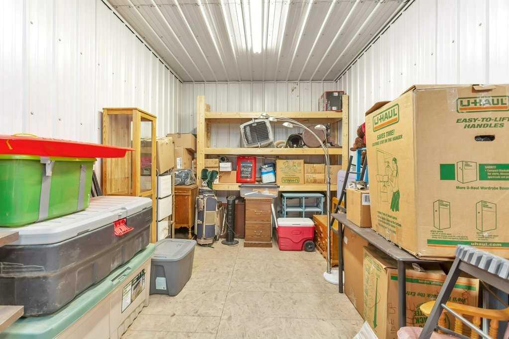 4907 50 Avenue, Eckville, AB