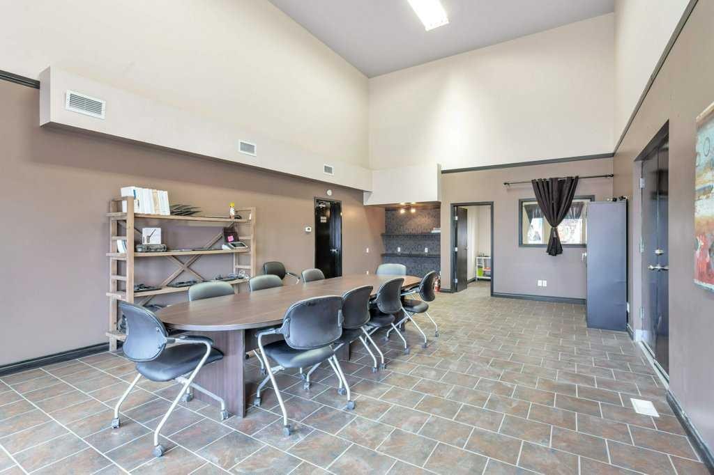 4907 50 Avenue, Eckville, AB