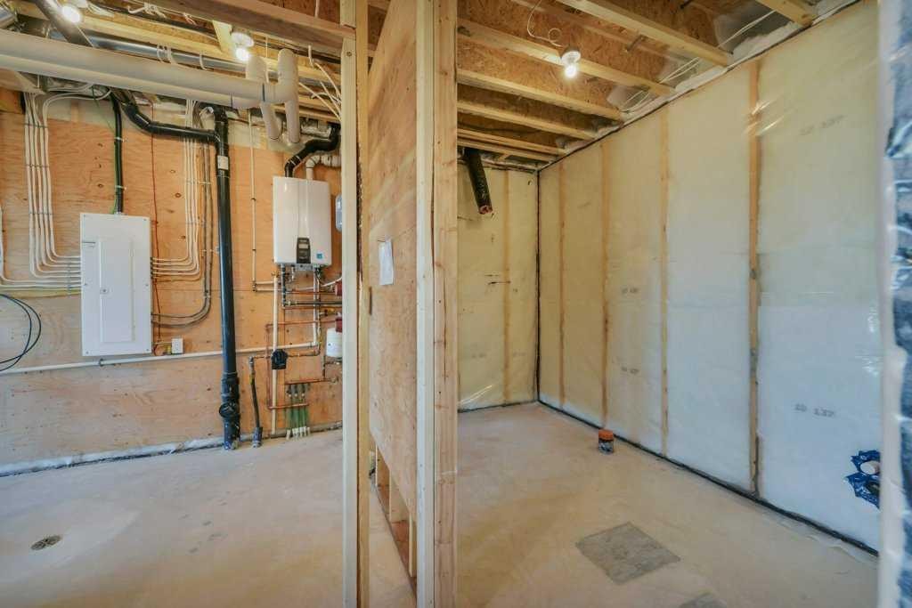 7 Vincent Gate, Sylvan Lake, AB - Indoor Photo Showing Basement