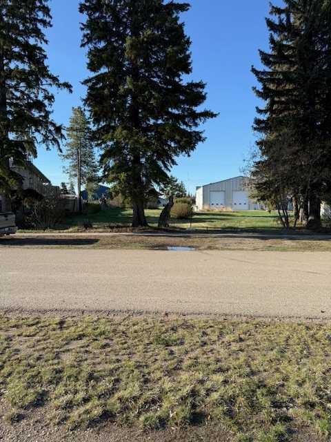 519 4Th Avenue, Elnora, AB