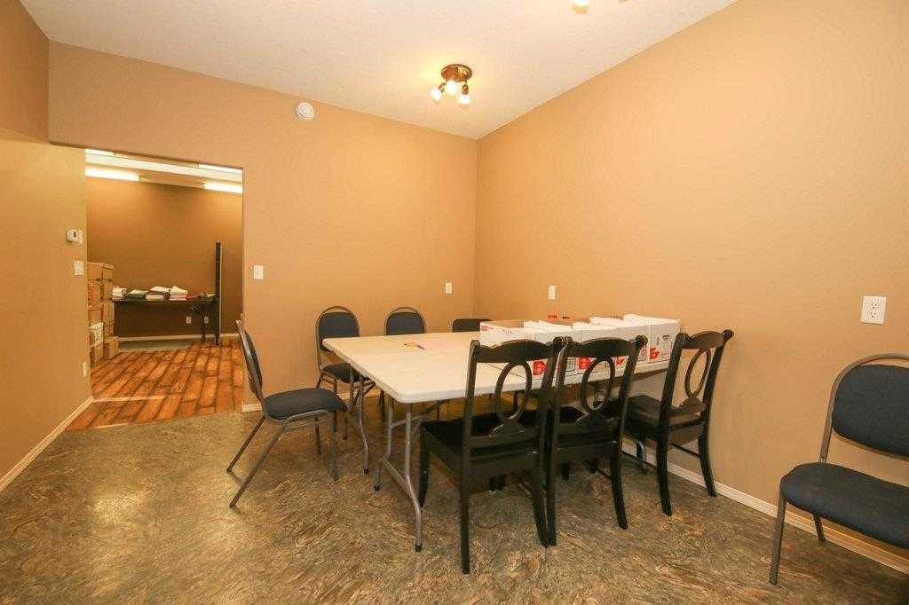 5209 49A Avenue, Bentley, AB