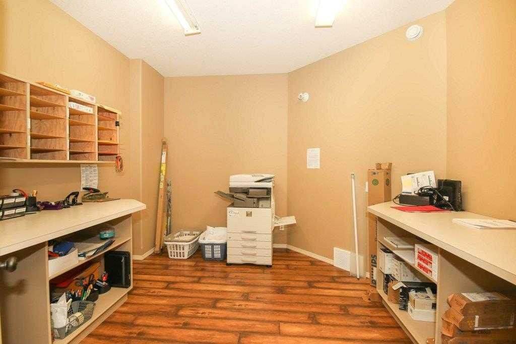 5209 49A Avenue, Bentley, AB