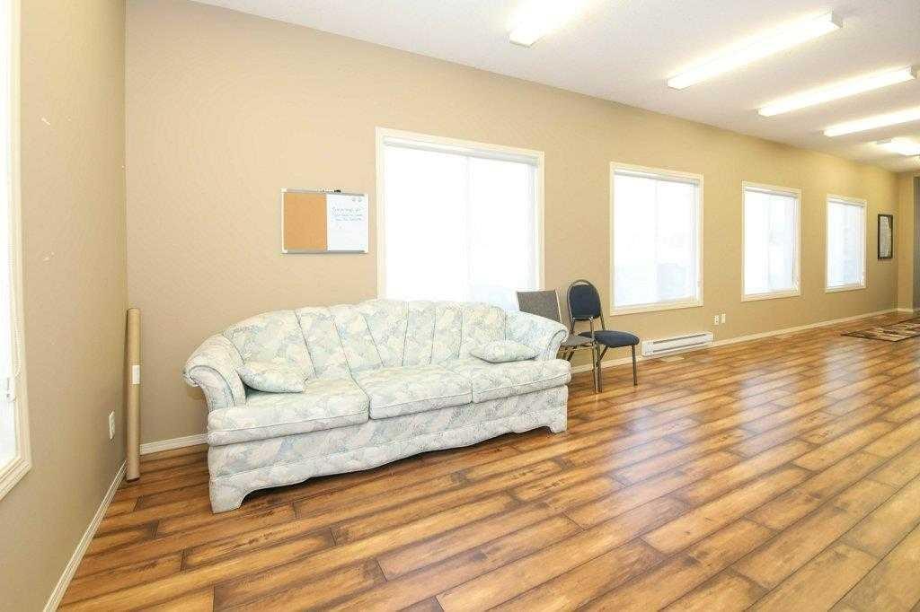 5209 49A Avenue, Bentley, AB