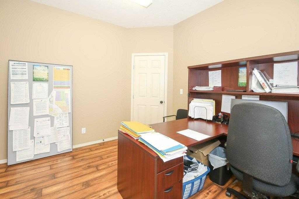 5209 49A Avenue, Bentley, AB