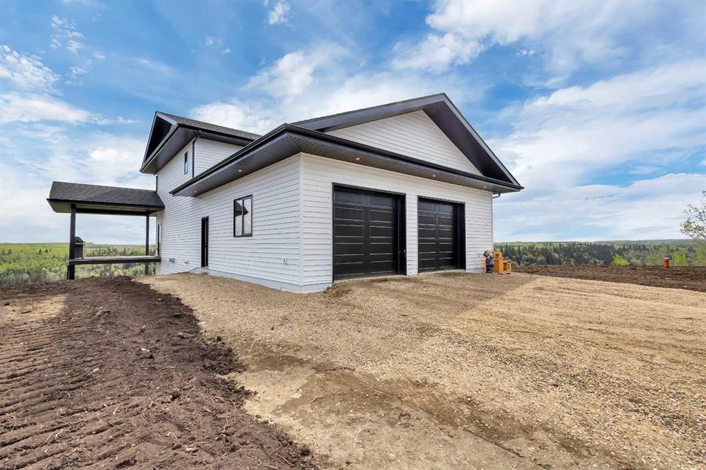 24417 420 Township, Rural Lacombe County, AB - Outdoor