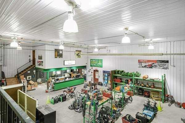 30 Industrial Drive, Sylvan Lake, AB