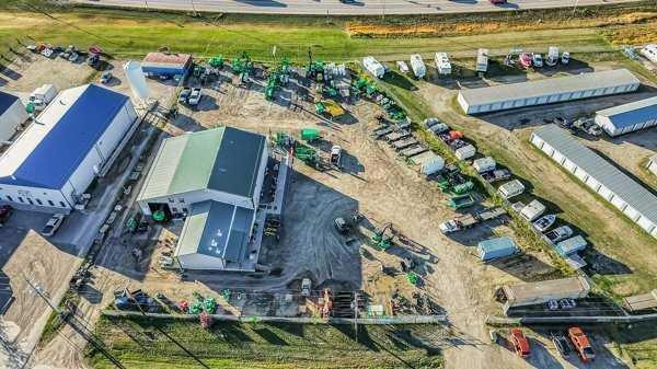 30 Industrial Drive, Sylvan Lake, AB
