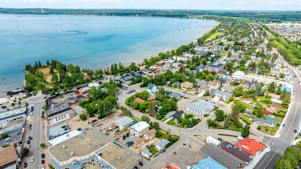 5018 49 Street, Sylvan Lake, AB