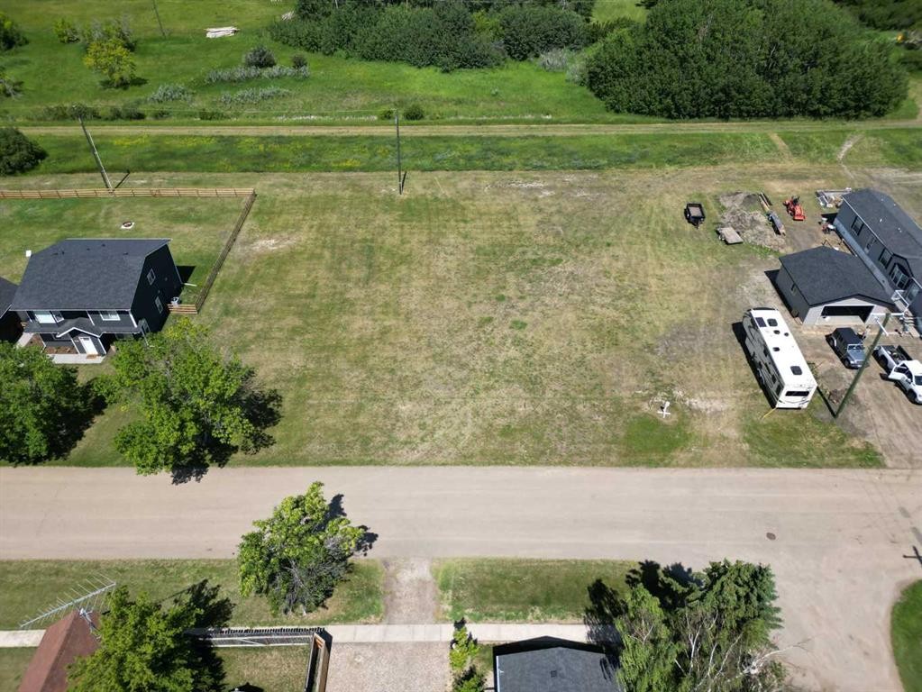 4902 50 Avenue, Botha, AB