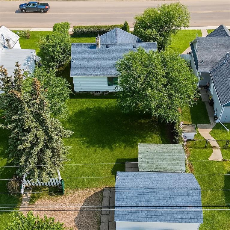 4936 49 Street, Hardisty, AB - Outdoor