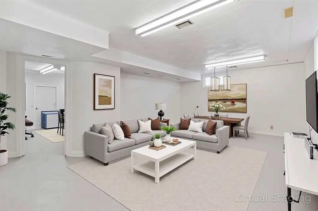 4936 49 Street, Hardisty, AB - Indoor