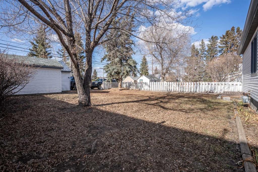 4936 49 Street, Hardisty, AB - Outdoor