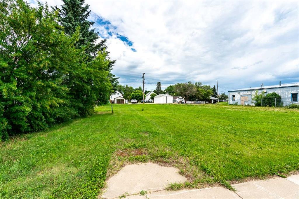 5124 53 Avenue, Viking, AB