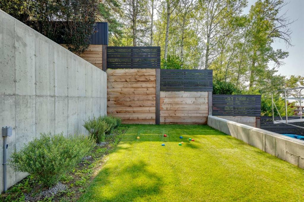 71 Birchcliff Road, Birchcliff, AB - Outdoor