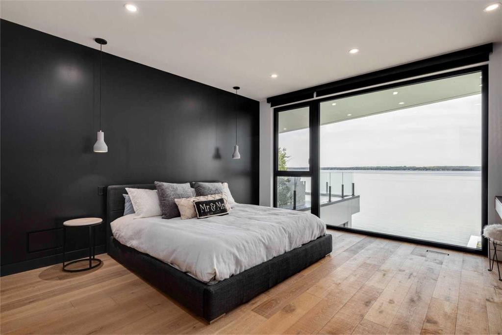 71 Birchcliff Road, Birchcliff, AB - Indoor Photo Showing Bedroom