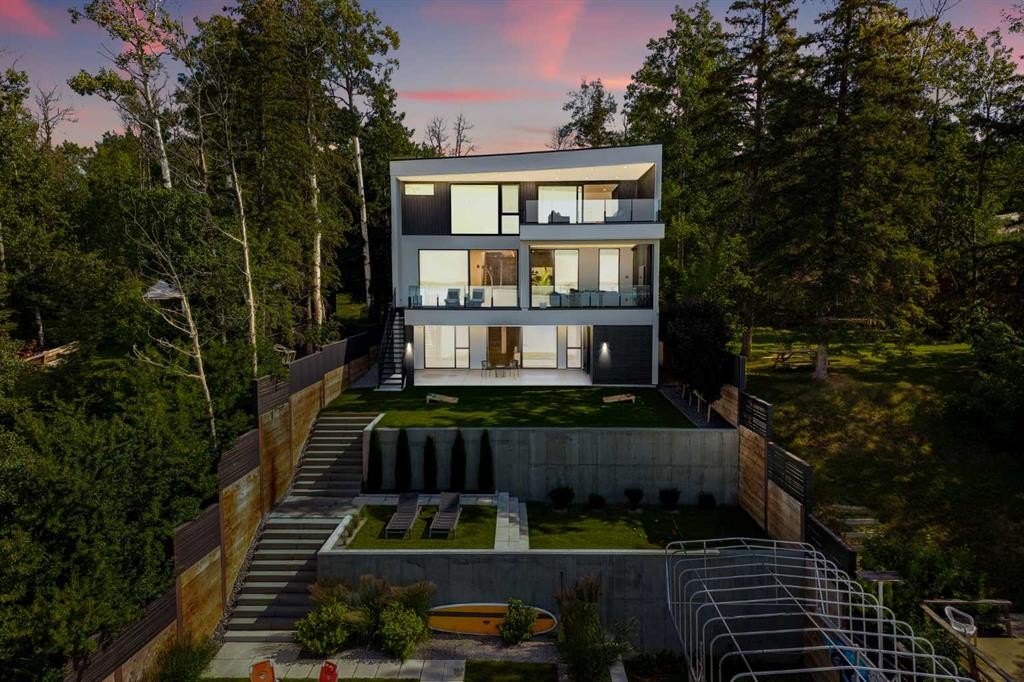 71 Birchcliff Road, Birchcliff, AB - Outdoor