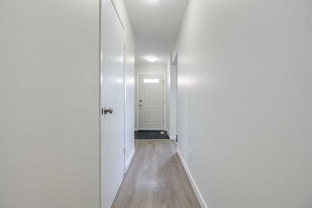 35-20 Alford Avenue, Red Deer, AB - Indoor Photo Showing Other Room