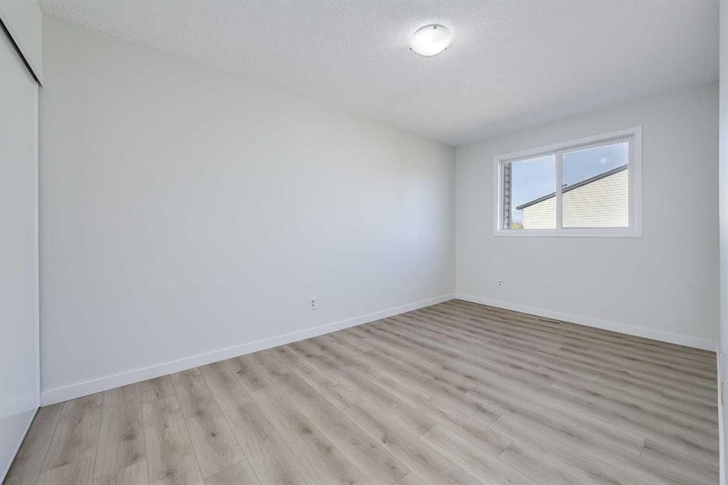 35-20 Alford Avenue, Red Deer, AB - Indoor Photo Showing Other Room