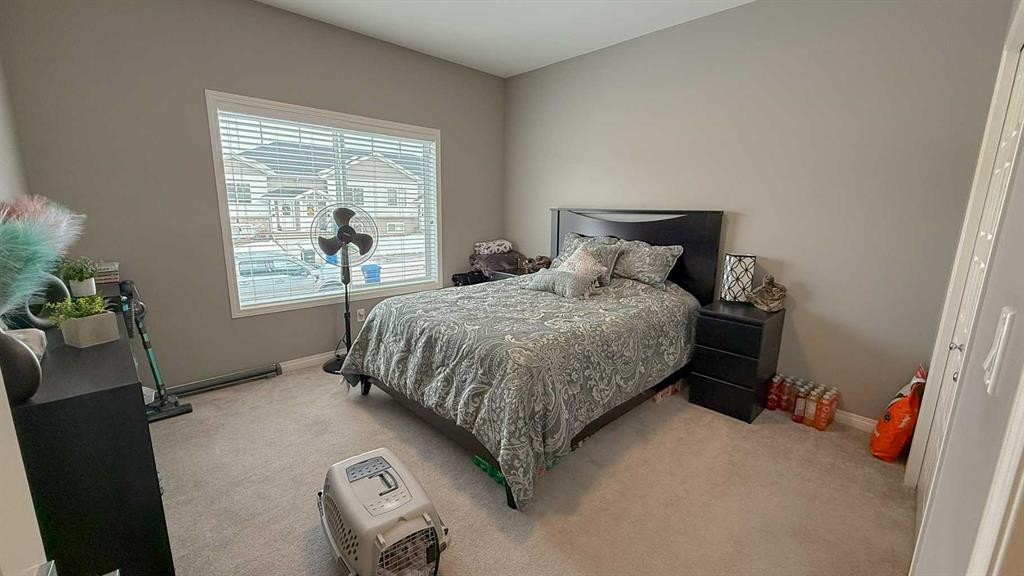 1-13 Athens Road, Blackfalds, AB - Indoor Photo Showing Bedroom