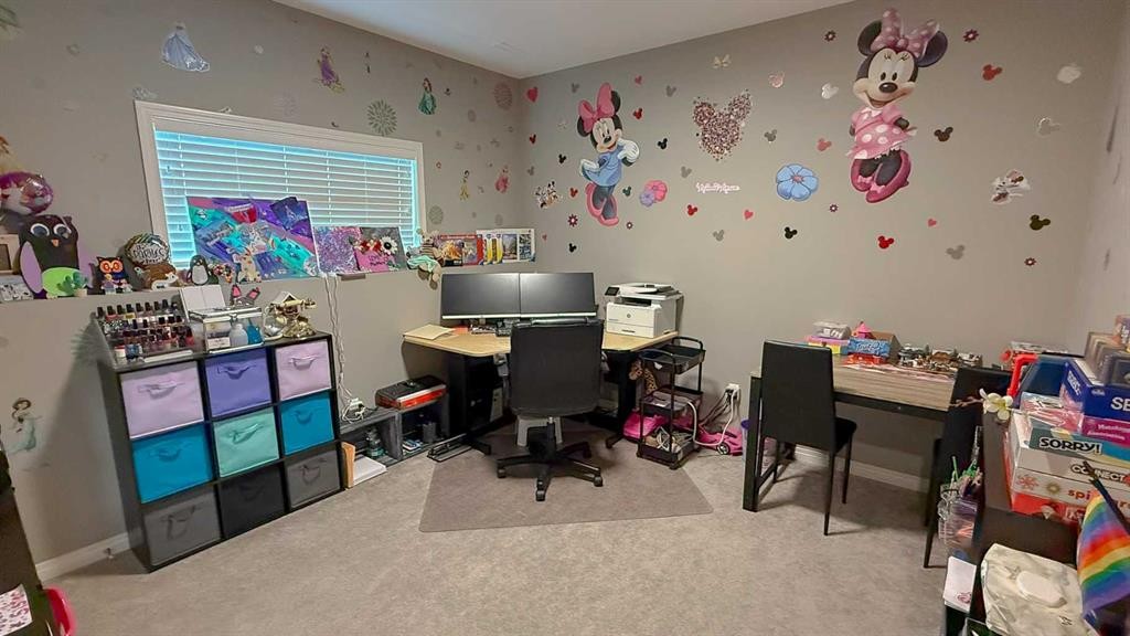 1-13 Athens Road, Blackfalds, AB - Indoor Photo Showing Office