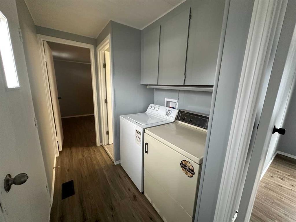 607 Limestone Way, Nordegg, AB - Indoor Photo Showing Laundry Room