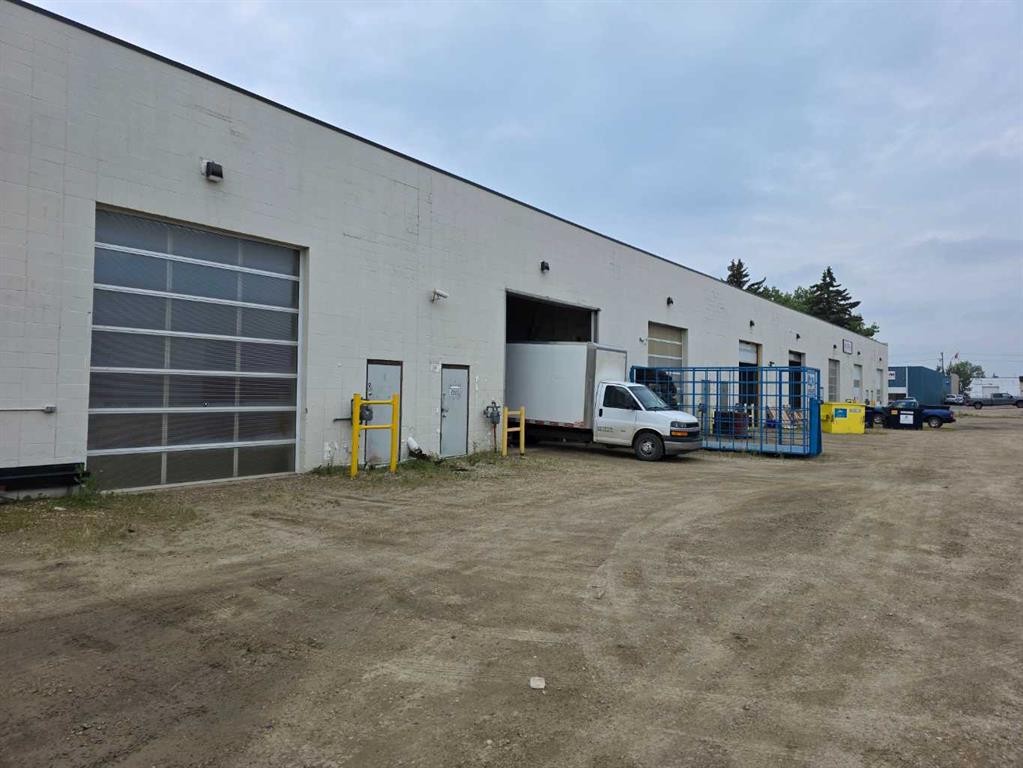 4830 78, Red Deer, AB