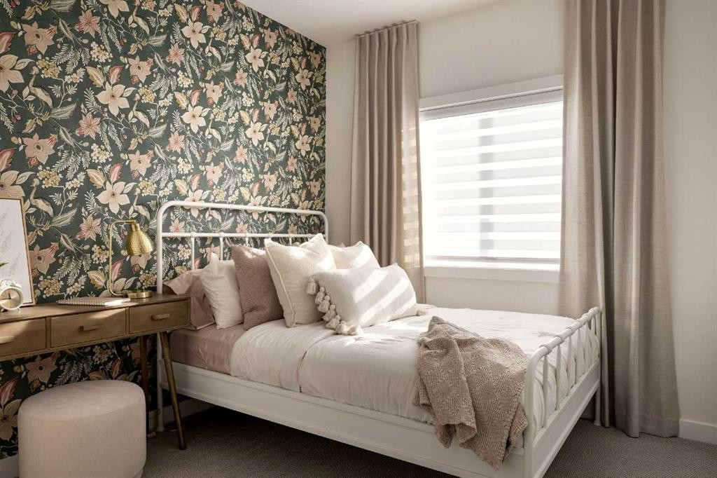 143 Creekview Avenue Sw, Calgary, AB - Indoor Photo Showing Bedroom