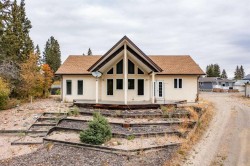 126 4th Street Leslieville, AB T0M 1H0